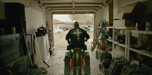 ChristianBytes.com - Sons of Thunder Season One Episode Seven - Pure Flix : Simon on his motorcycle in Lee's garage